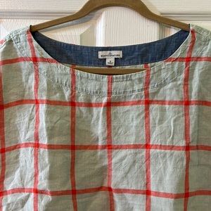Linen windowpane tie-waist top